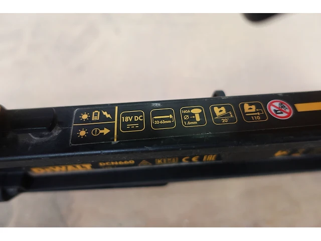 Accu nagelpistool dewalt - afbeelding 3 van  3