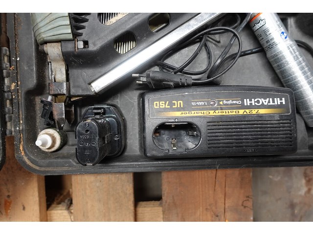 Accu nagelpistool hitachi - afbeelding 3 van  6