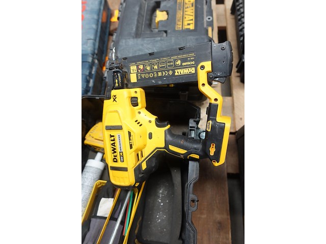 Accu nagelschieter dewalt - afbeelding 2 van  4