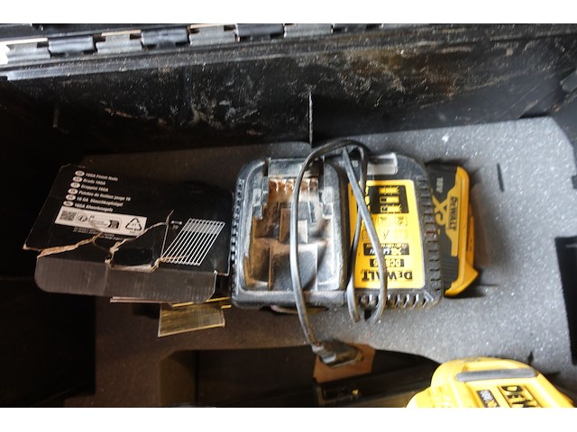 Accu nagelschieter dewalt - afbeelding 5 van  6