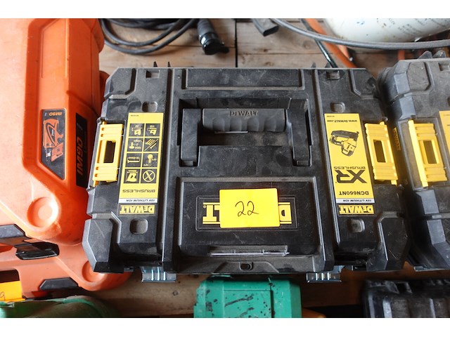Accu nagelschieter dewalt - afbeelding 6 van  6