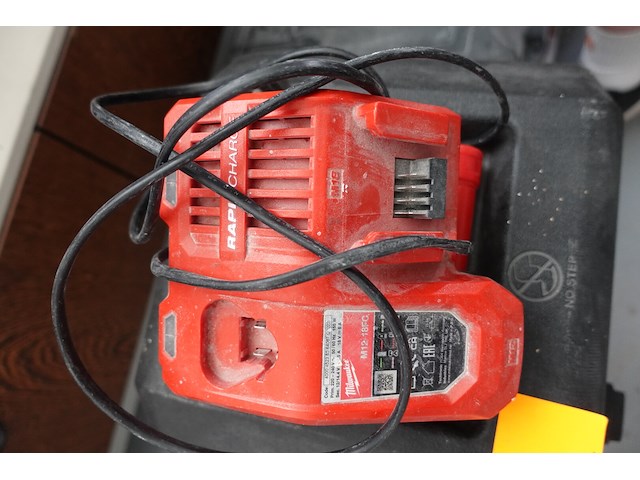 Accu onstoppingmachine milwaukee - afbeelding 6 van  8