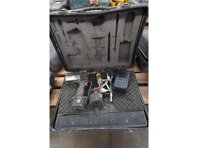 Accu permachine rehau - afbeelding 1 van  5