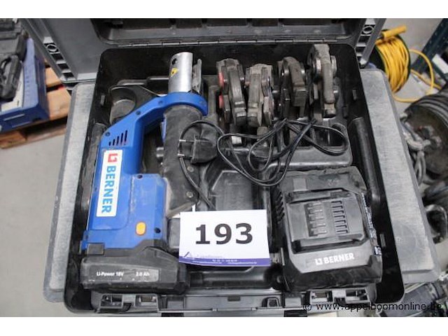 Accu persmachine - berner bacfp mini - li-power 18v oplader - berner toebehoren - persbekken, koffer - afbeelding 1 van  2