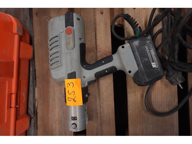 Accu persmachine viege - afbeelding 1 van  3