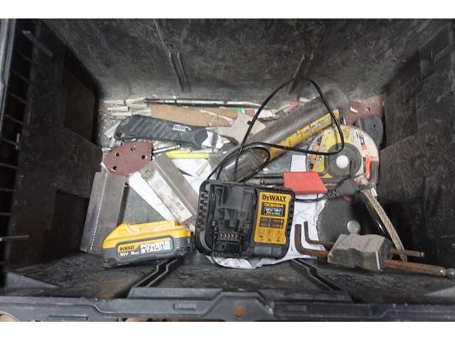 Accu popnageltang dewalt - afbeelding 3 van  5