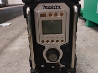 Accu radio + afkortzaagmachine makita - afbeelding 3 van  4