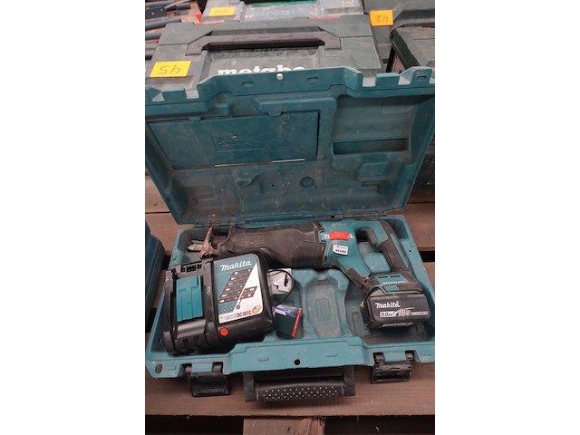 Accu reciprozaagmachine makita - afbeelding 1 van  4