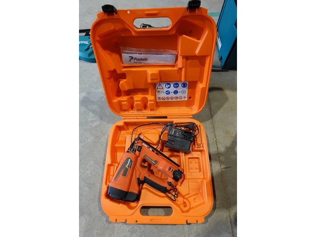 Accu schieter paslode - afbeelding 1 van  4