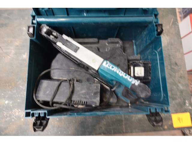 Accu schroefautomaat makita - afbeelding 1 van  3