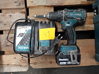 Accu schroefboormachine makita + lader - afbeelding 1 van  4