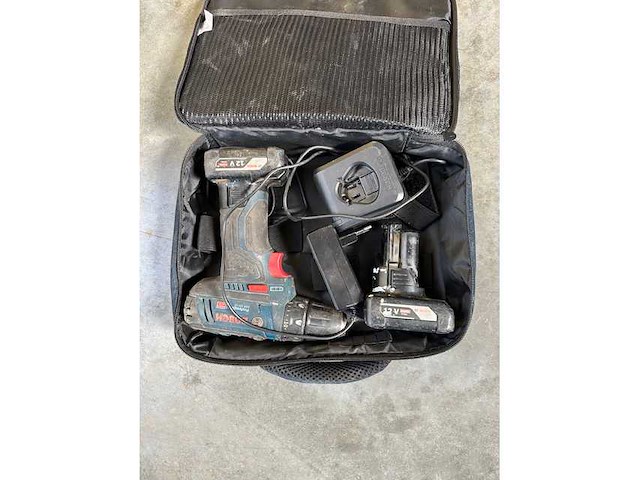 Accu schroefmachine bosch - drilling machine - afbeelding 1 van  2