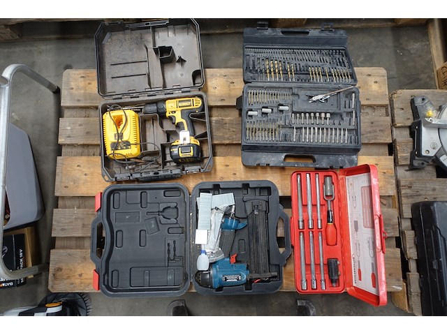 Accu schroefmachine dewalt - afbeelding 1 van  5