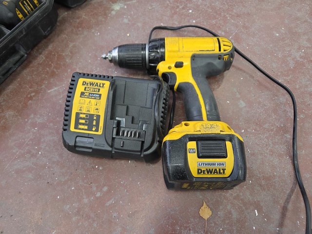 Accu schroefmachine dewalt - afbeelding 1 van  4