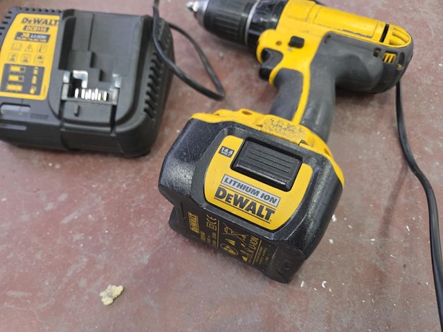 Accu schroefmachine dewalt - afbeelding 3 van  4