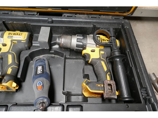 Accu schroefmachine en slagmoersleutel dewalt - afbeelding 2 van  3