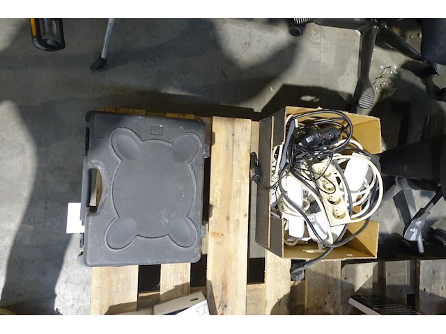 Accu schroefmachine hitachi - afbeelding 1 van  3