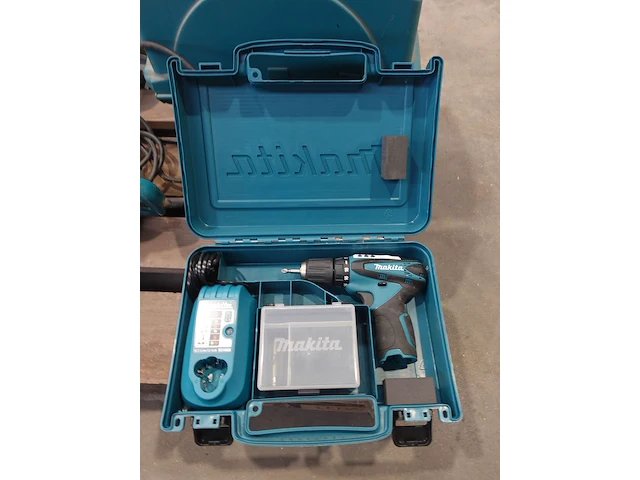 Accu schroefmachine makita - afbeelding 1 van  3