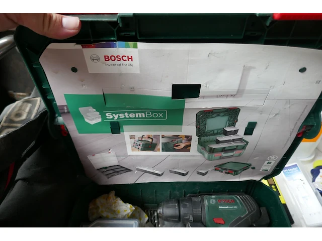Accu schroefmachine met koffer bosch + divers werkgereedschap - afbeelding 3 van  8