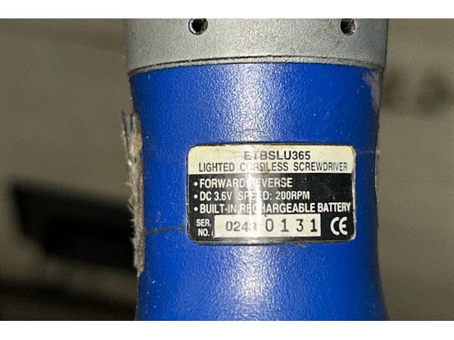 Accu schroefmachine met lader - afbeelding 3 van  3