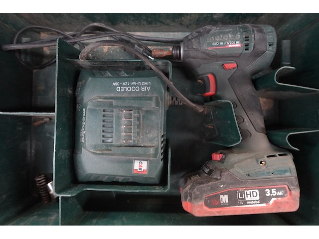 Accu schroefmachine metabo - afbeelding 2 van  3