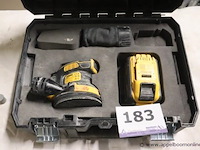 Accu schuurmachine dewalt dcw210 - afbeelding 1 van  4