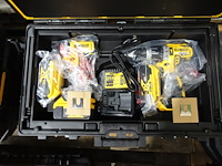 Accu set dewalt - afbeelding 1 van  3