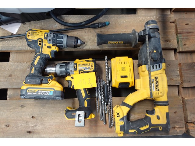 Accu set dewalt - afbeelding 1 van  3