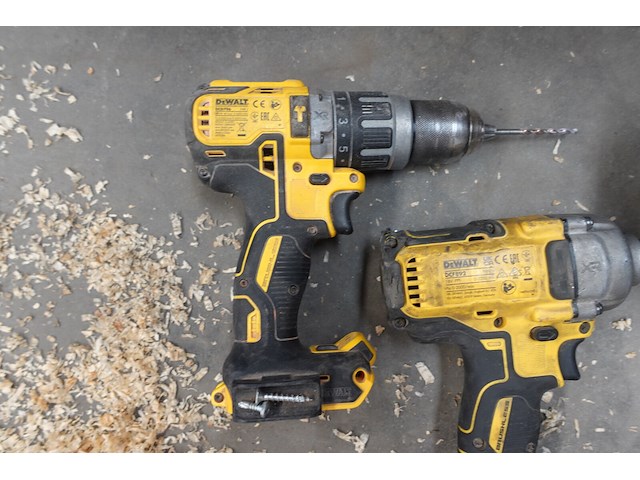 Accu set dewalt - afbeelding 4 van  10