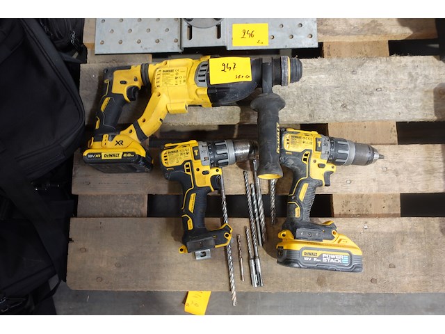 Accu set dewalt - afbeelding 1 van  8