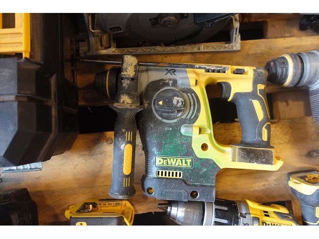 Accu set dewalt - afbeelding 6 van  9