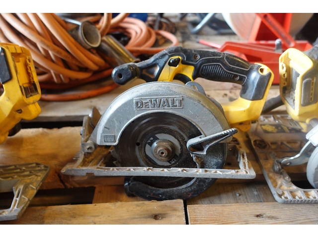 Accu set dewalt - afbeelding 7 van  8