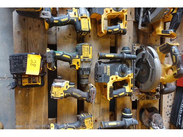 Accu set dewalt - afbeelding 1 van  8