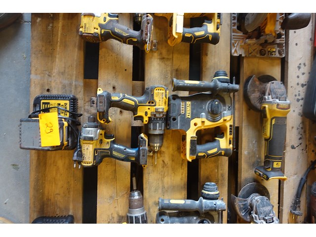 Accu set dewalt - afbeelding 1 van  8