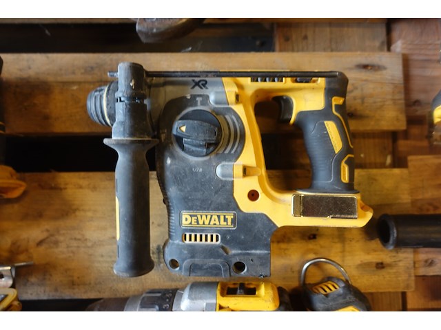 Accu set dewalt - afbeelding 4 van  7