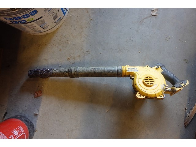 Accu set dewalt - afbeelding 8 van  9