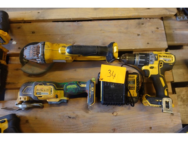 Accu set dewalt - afbeelding 1 van  7