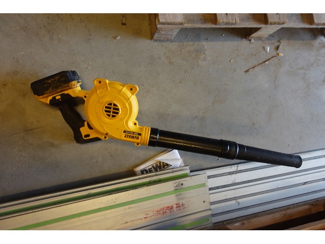 Accu set dewalt - afbeelding 4 van  5