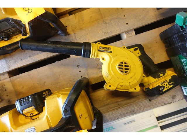 Accu set dewalt - afbeelding 4 van  5