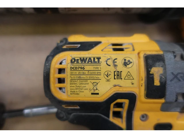 Accu set dewalt - afbeelding 4 van  5