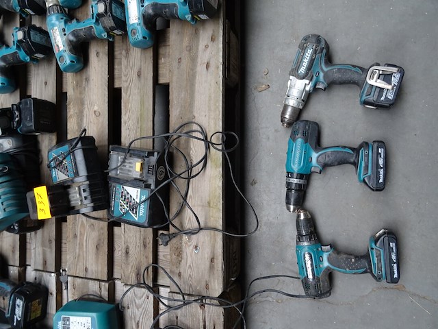Accu-set makita - afbeelding 1 van  6