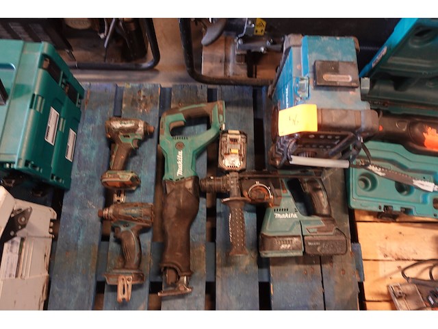 Accu set makita - afbeelding 1 van  10