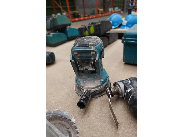 Accu set makita - afbeelding 5 van  8