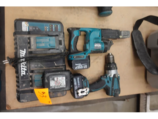 Accu set makita - afbeelding 1 van  6