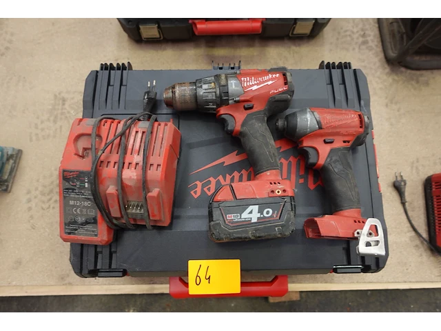 Accu set milwaukee - afbeelding 1 van  6