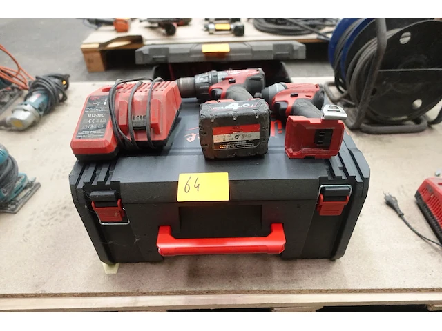 Accu set milwaukee - afbeelding 2 van  6