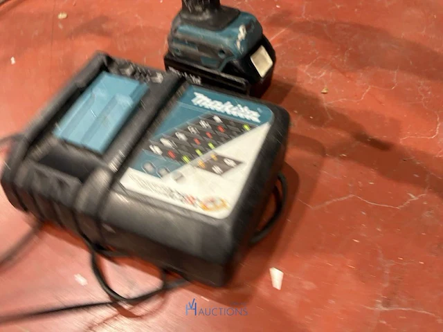 Accu siliconenspuit makita - afbeelding 3 van  4