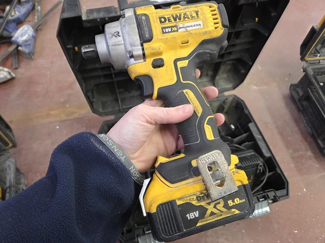 Accu slagmoermachine dewalt dcf894 - afbeelding 2 van  6