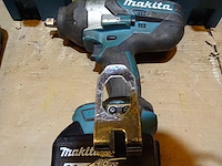 Accu slagmoersleutel makita + doppenset - afbeelding 2 van  5