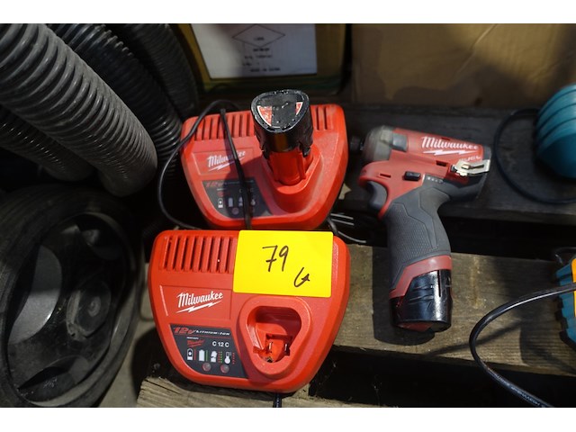 Accu slagschroefmachine milwaukee - afbeelding 1 van  2